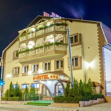 Hotel Darina Târgu-Mureş Exterior foto