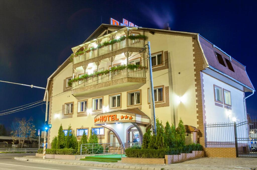 Hotel Darina Târgu-Mureş Exterior foto